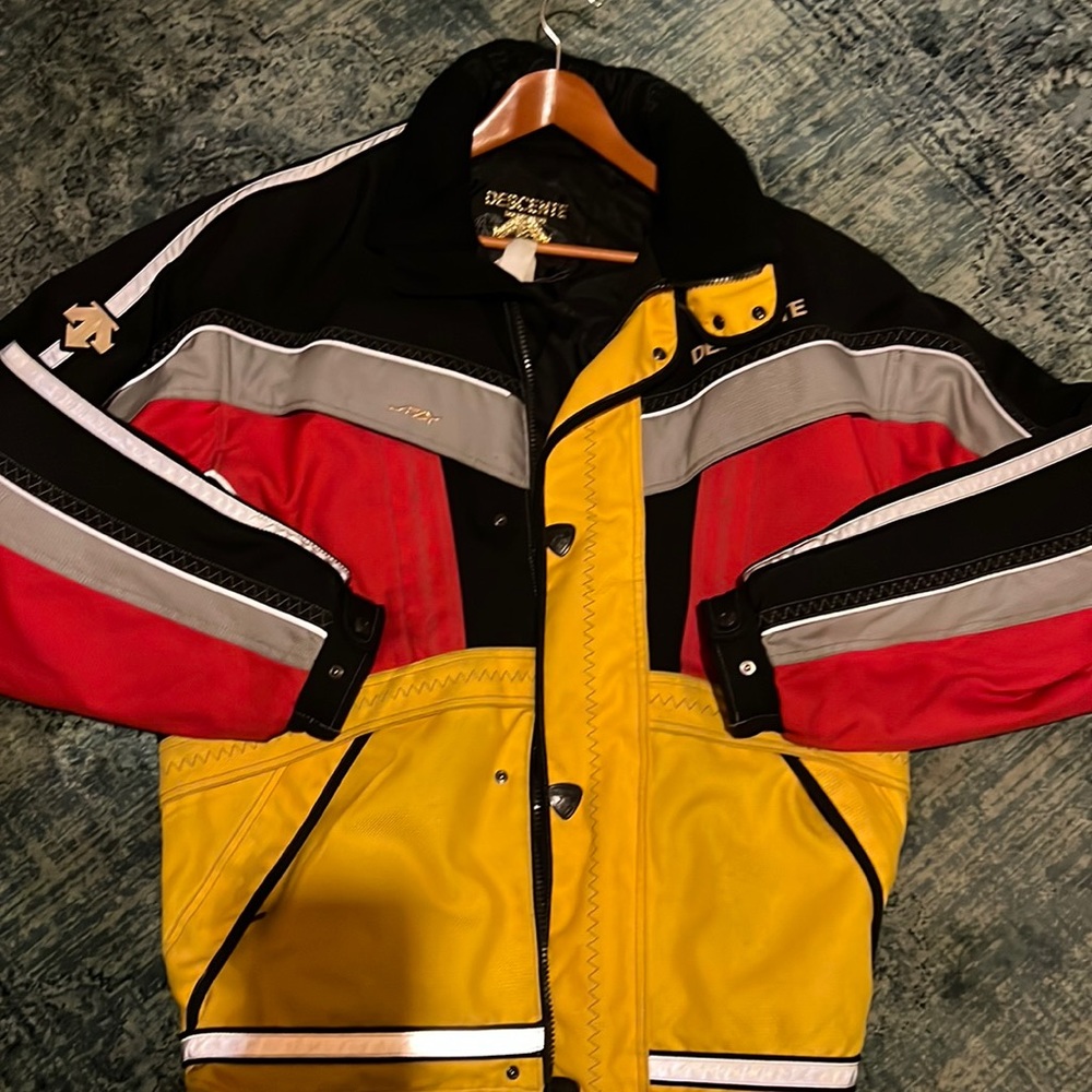 Descente ski jacket men’s xl